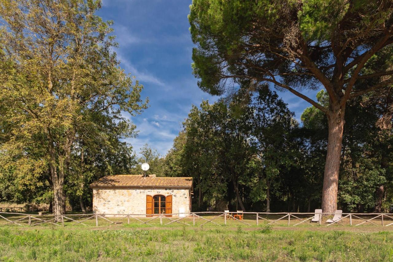 Cottage Il Gabbro Montescudaio Bagian luar foto
